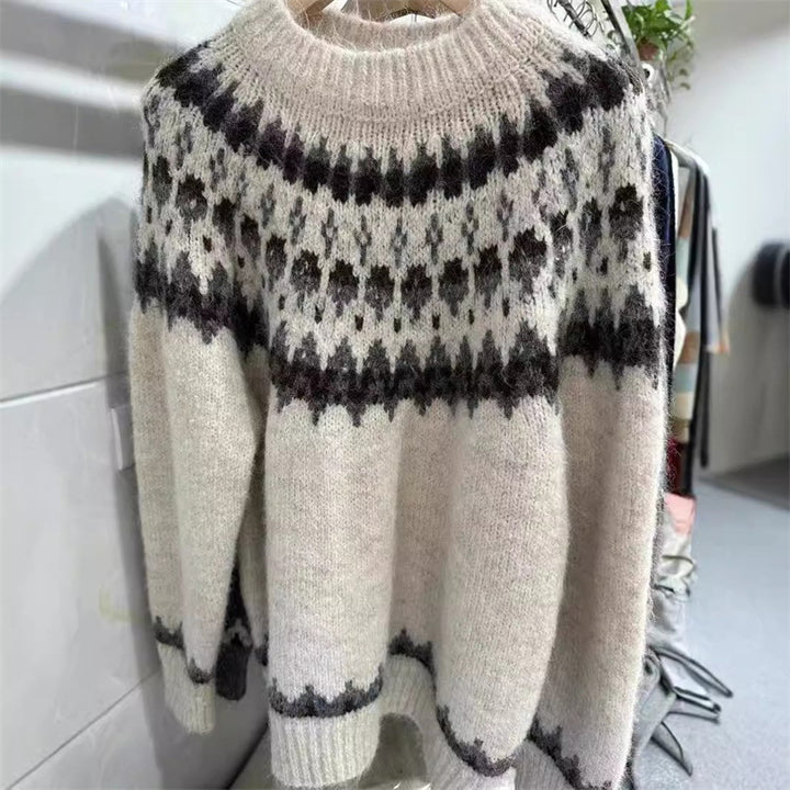 Dame strikket sweater med norsk mønster Stilla