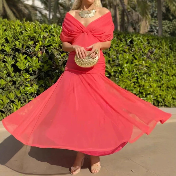Dame nan flydende aftenkjole med gennemsigtigt chiffon-capelet, V-hals og taljeret drapering Skovae