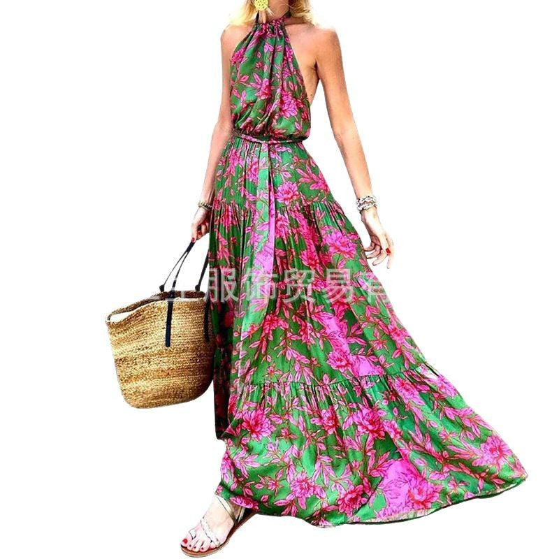 Dame maxikjole i boho-stil med blomsterprint og elegant udskæring Stilla