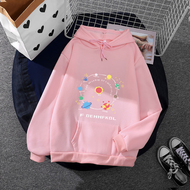 Kvinders hoodie med unikt rummotiv Stilla