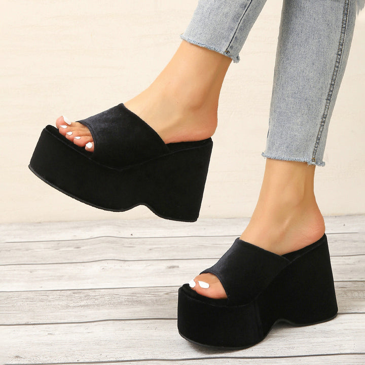 Dame Wedge-Pantoletten i blødt materiale med trendy design Stilla