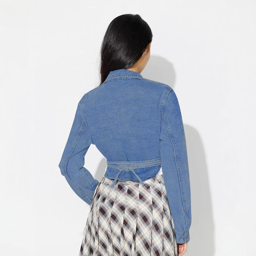 Kvinders jeansjakke i moderne oversized stil med en cropped pasform og praktiske lommer Stilla