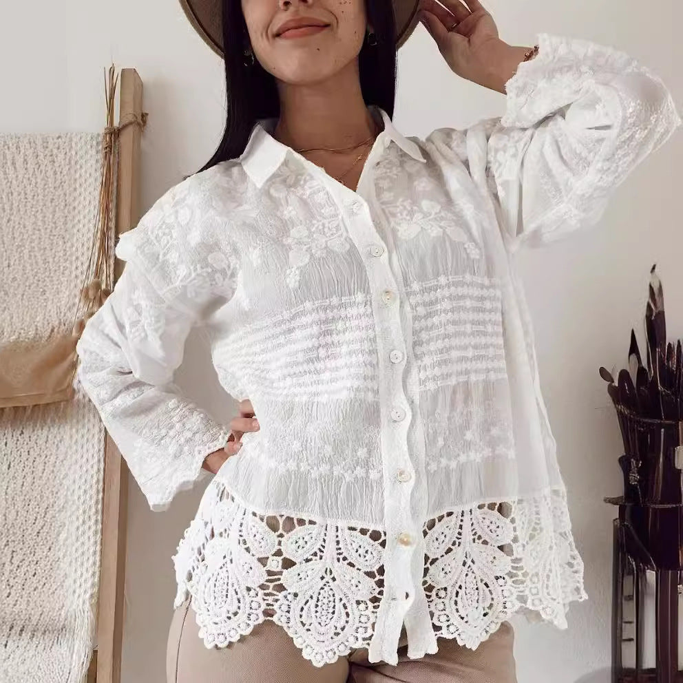 Dame elegant spids bluse med florale broderier og knaplukning Stilla