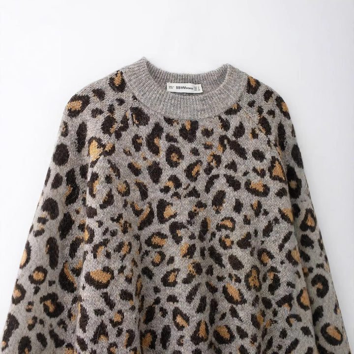 Femme Cozy Animal Print Pullover Stilla