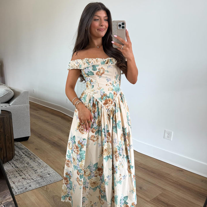 Kvinder Off-Shoulder Maxi Kjole med Blomsteraccenter og Samlet Top