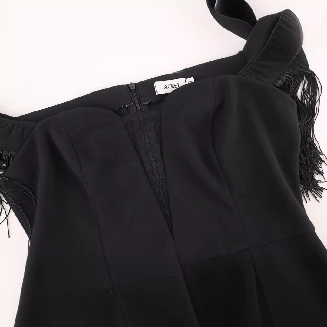 Dame elegant Cocktailkjole med Off-Shoulder design og frynset ærmer Skovae