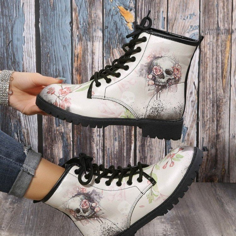 Dame højtop sneakers med iøjnefaldende sommerfugledesign og åndbart overflade Stilla