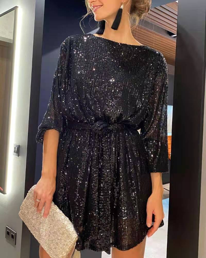 Dame Glamorøst Mini-Kjole med glitrende stof og elegante detaljer Stilla