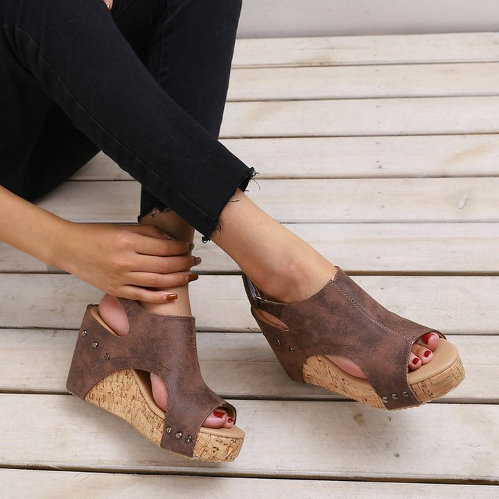 Dame Wedge-Sandaletter med modisk snit og justerbar rem Stilla