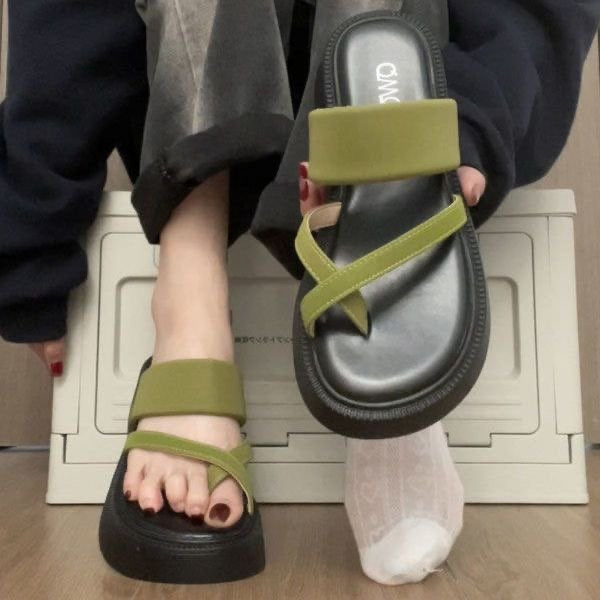 Dame Plateau-sandaletter med justerbare remme og moderigtigt design Stilla