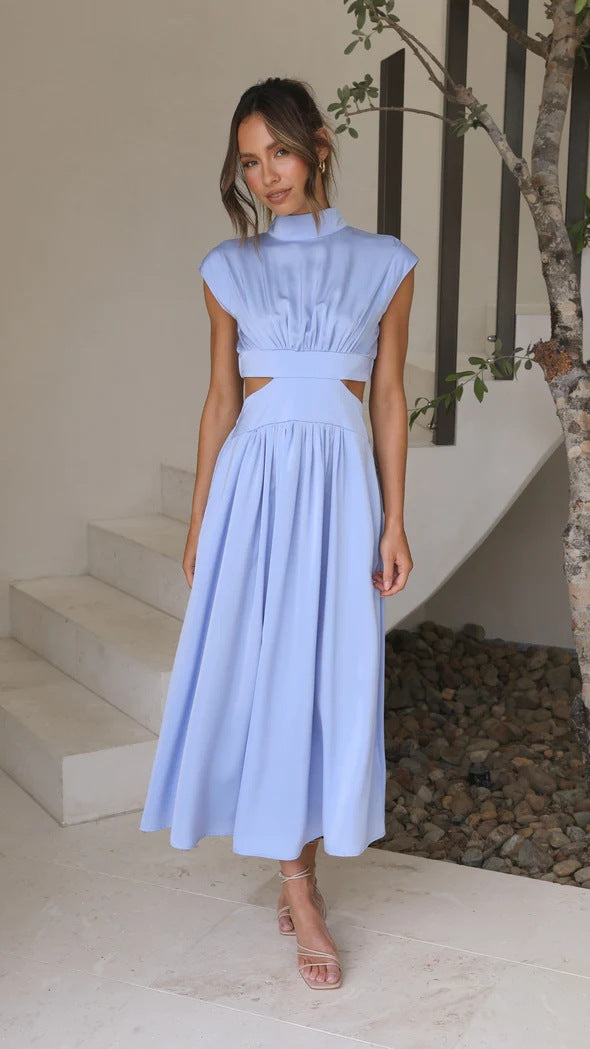 Dame maxikjole med elegant cut-out og plisserede detaljer Stilla