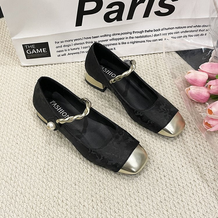 Dame Elegante Ballerinas med udsmykket ankelrem og metallisk tåområde Stilla