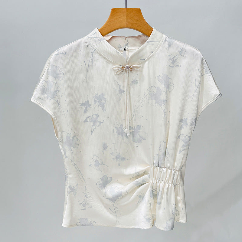Damebluse med blomsterdesign og raffineret rynkeelement Stilla