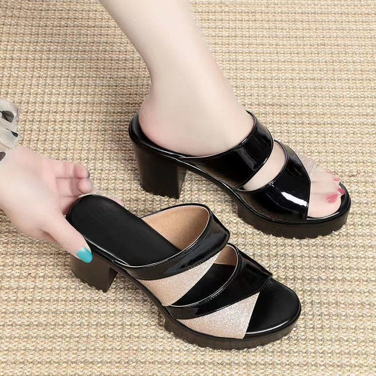 Dame Plateau-sandaler med elegant remdesign og skridsikker sål Stilla