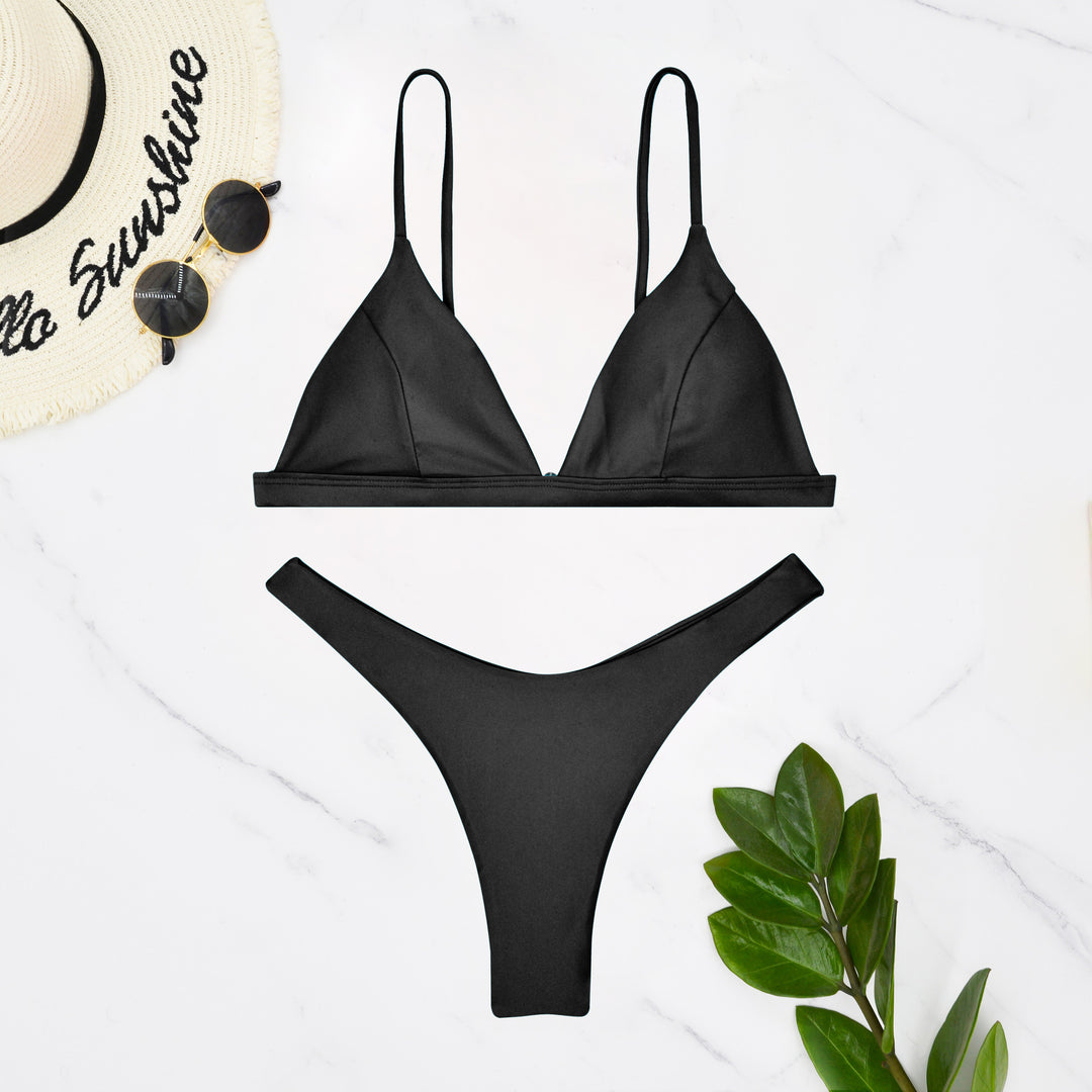 Dame triangel-bikini med justerbare stropper og minimalistisk design Skovae
