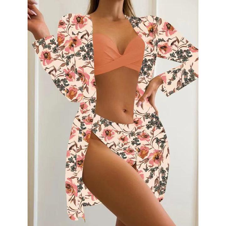 Dame bikini-sæt med blomsterforhæng og moderigtigt triangel-overdel Stilla