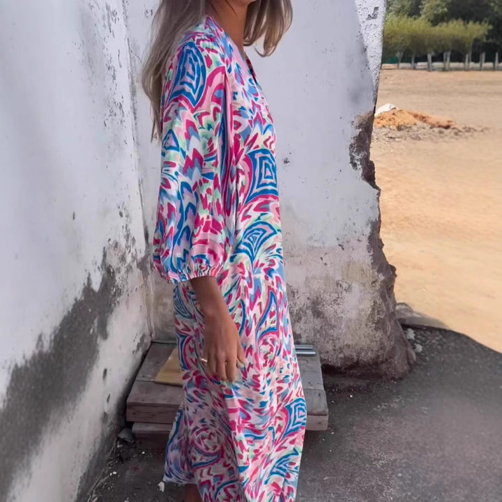 Dame luksus kaftan kjole med farverig grafiktryk og praktiske lommer Stilla