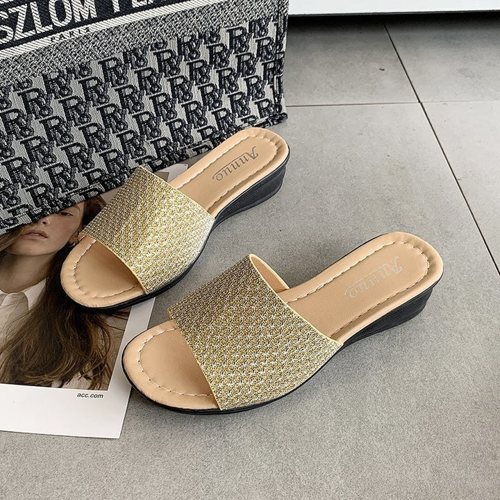 Dame elegante Mules i moderne glamour-stil med smagfulde accenter Stilla