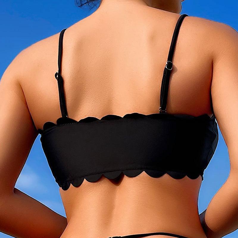 Dame Crop-Top med elegant bølgekant og justerbare stropper Stilla