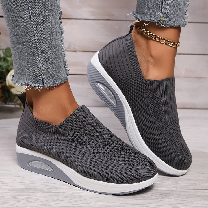 Dame Slip-On Sneakers med åndbart overmateriale og komfortabel sål Stilla