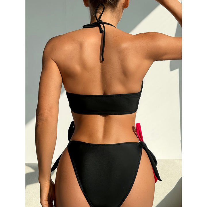 Dame triangel-bikini med justerbare stropper og sporty flæse-design Skovae