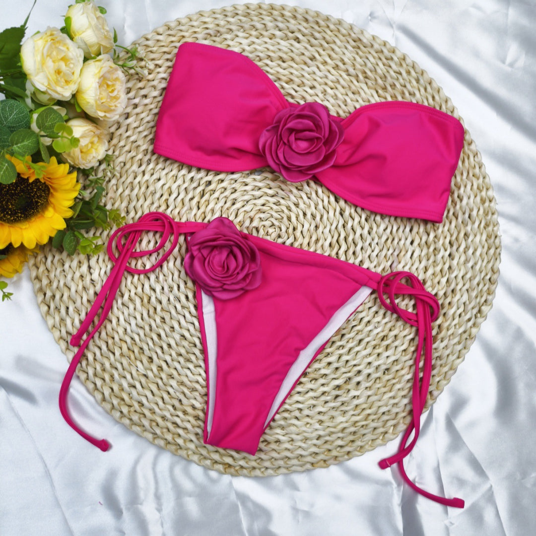Dame bikini-sæt med blomsteraccent og legende detaljer Stilla