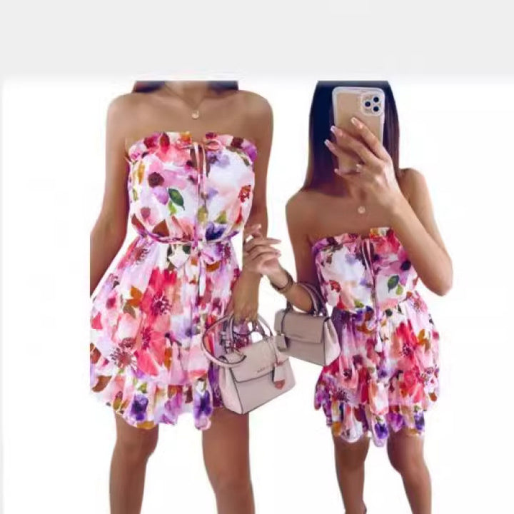 Dame Strapless Blomster Mønster Mini-Kjole med Rüschen-Saum Stilla