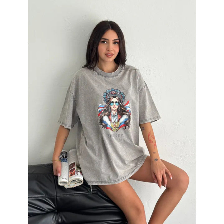 Dame T-shirt med kunstnerisk vintage grafiktryk Stilla