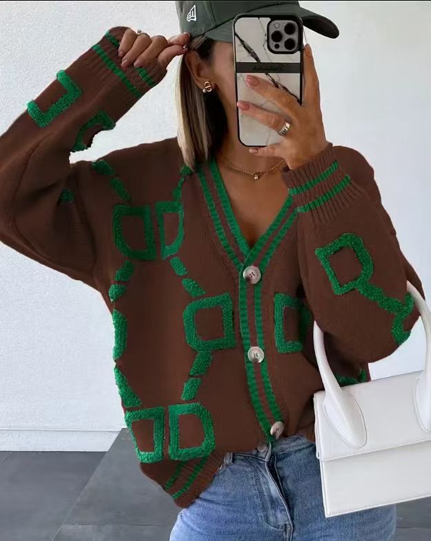 Kvinders stilfulde cardigan med unikt geometrisk mønster og trendy knapstolpe Stilla