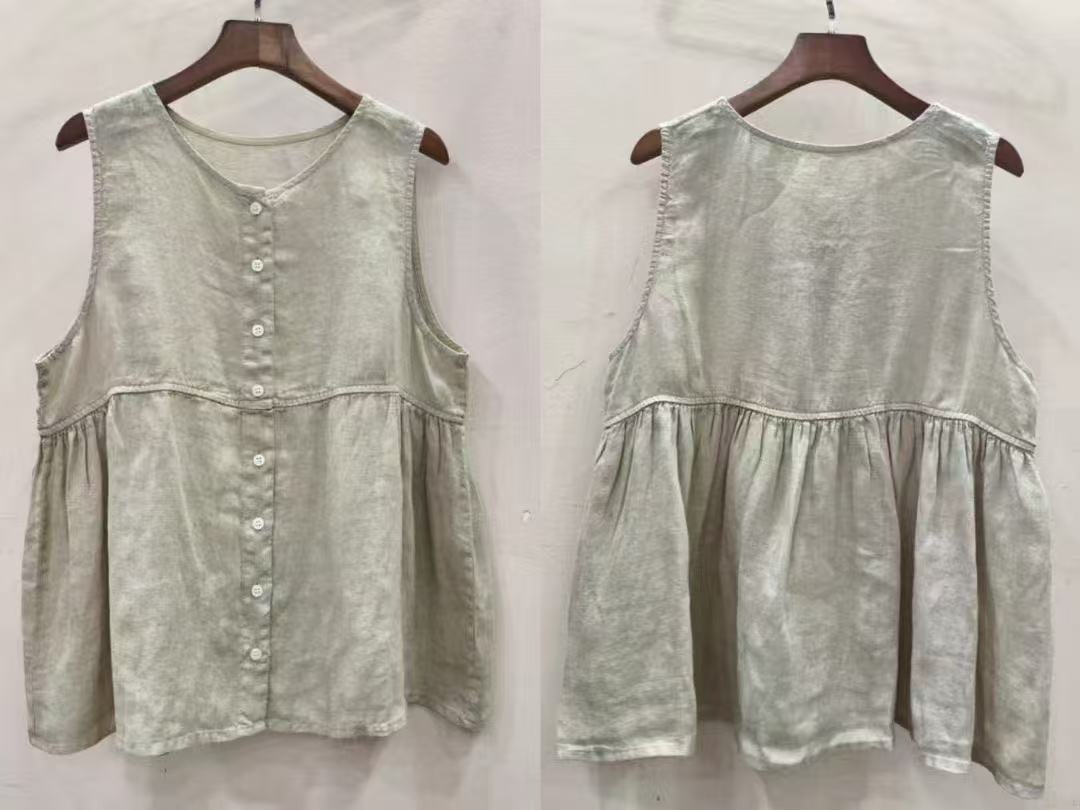 Femme Knap-Ned A-Linje Bluse med plisserede detaljer Stilla