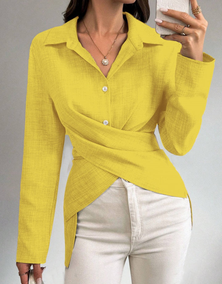 Dame indpakning bluse med elegant krave og raffinerede detaljer Stilla