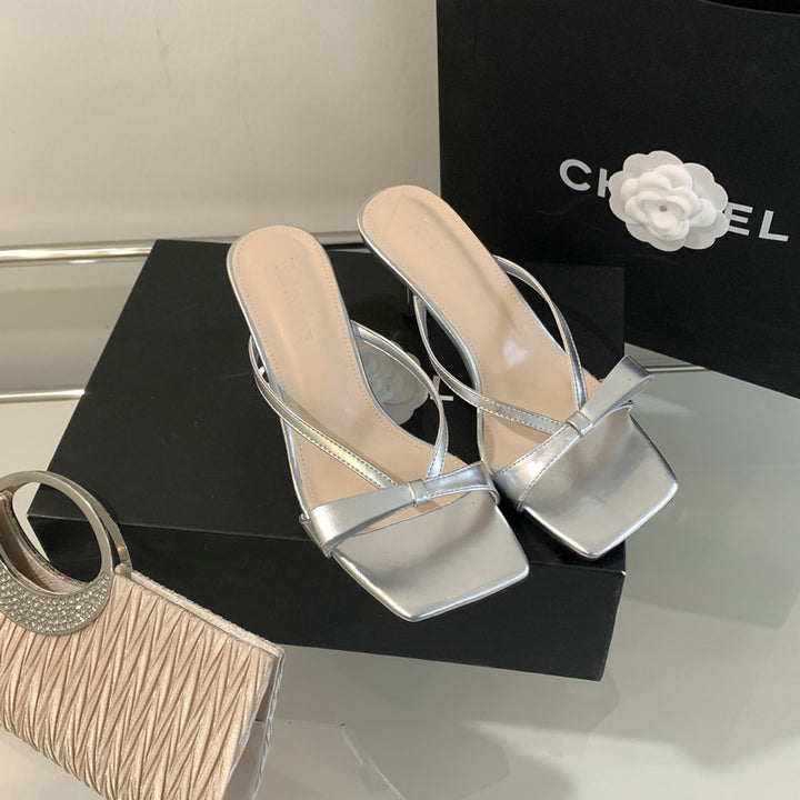 Dame elegante og stilige slingback-sandaler med dekorativt sløjfedesign Stilla