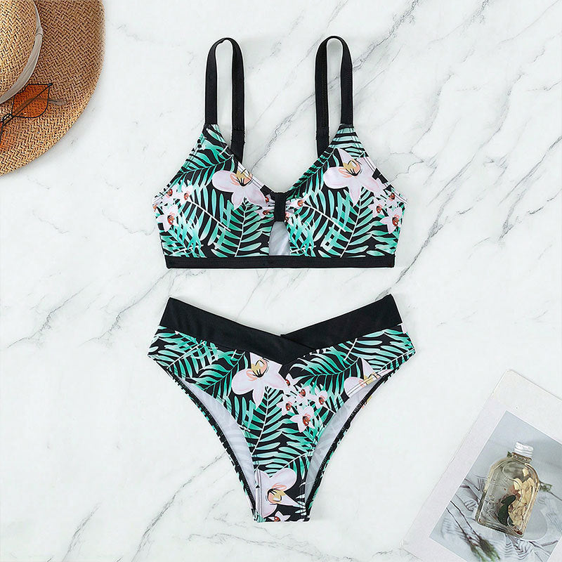 Dame bikini-sæt med floral design og justerbare stropper Stilla