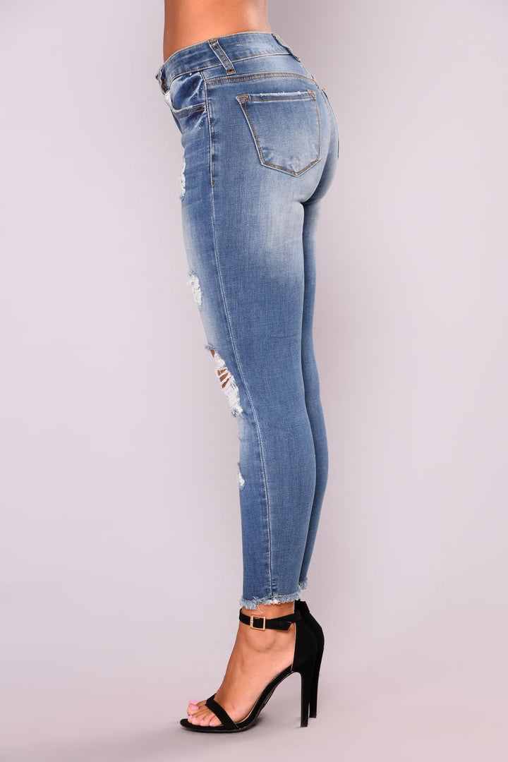 Dame Ripped Skinny Jeans med unikt vask-effekt og stilfulde slidsteder Stilla