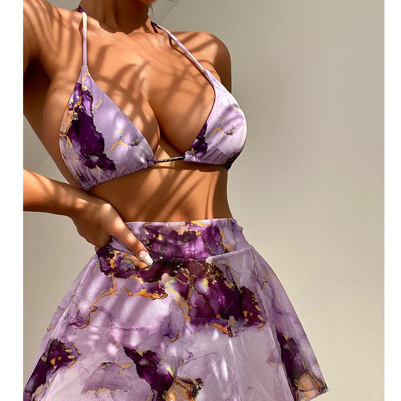 Dame Triangel-Bikini med elegant omslagsskjørt og moderne marmor mønster Stilla
