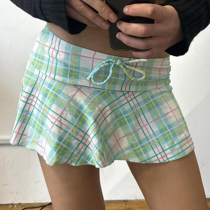 Dame let luftigt mini nederdel med voluminøse ruffle detaljer Skovae