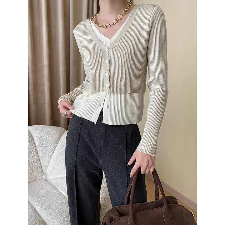 Kvinders elegante strikkede cardigan med knapdetaljer Stilla