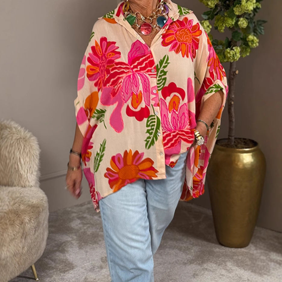Kvinder's flydende kimono bluse med farverigt blomsterdesign Stilla