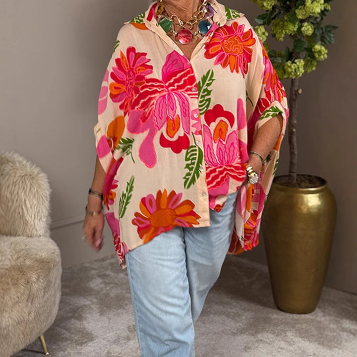 Kvinder's flydende kimono bluse med farverigt blomsterdesign Stilla