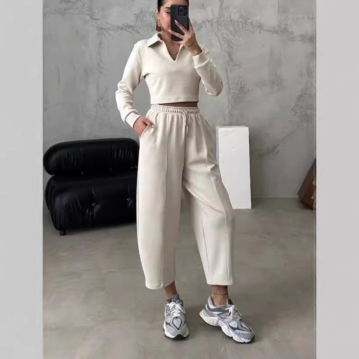Damer sporty sæt med cropped top og løse bukser Stilla
