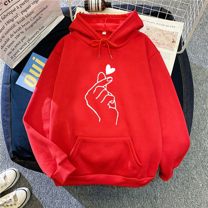 Kvinders hoodie med kreativ håndgrafik Skovae
