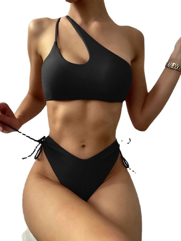 Dame Asymmetrisk Bikini-sæt med snor detaljer Stilla