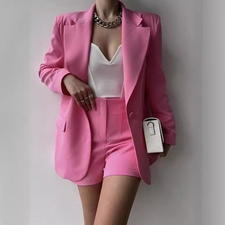Dame blazer-sæt med ærmeløs top og shorts Stilla
