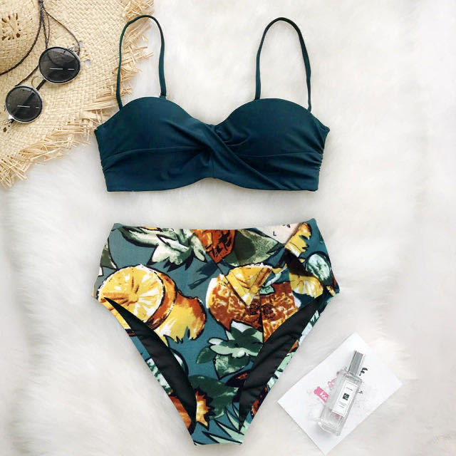 Dame Højtaljet Bikini-Sæt med Rynker og Blomsterdesign Skovae