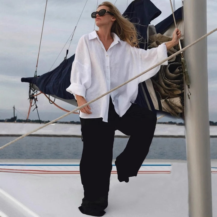 Dame Let Linned bluse med slidte skuldre Stilla
