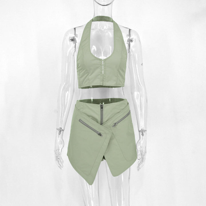 Dame Sporty sæt med moderigtigt crop-top og asymmetrisk nederdel Skovae