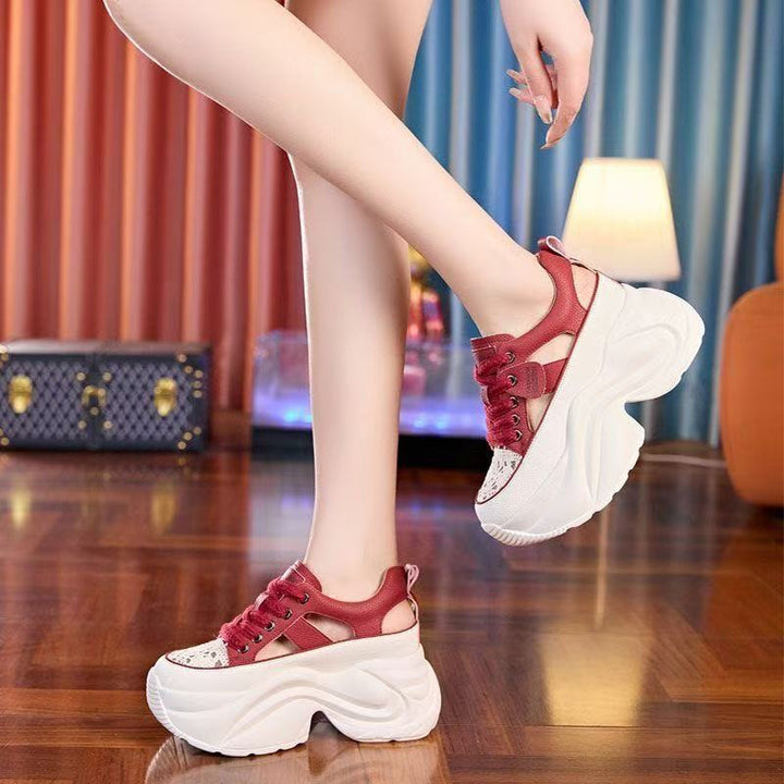 Dame Plateau-sneakers med åndbar mesh-overflade og moderigtigt remdesign Stilla