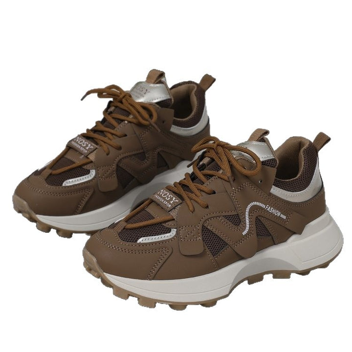 Dame Sporty Sneakers med åndbar mesh-overflade og struktureret design Stilla