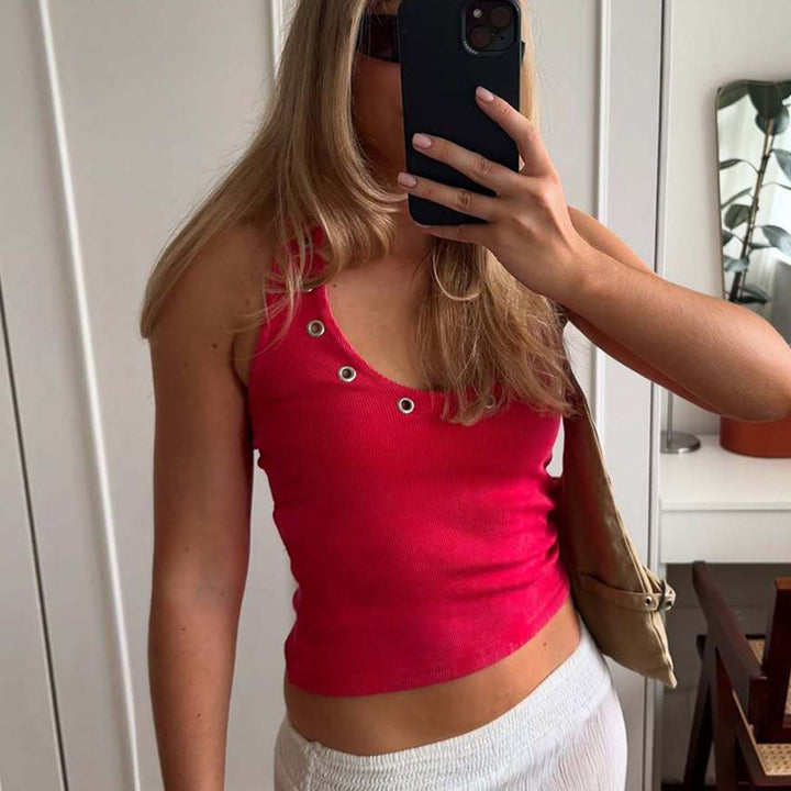 Dame sporty top med mode detaljer og dyb udskæring Skovae
