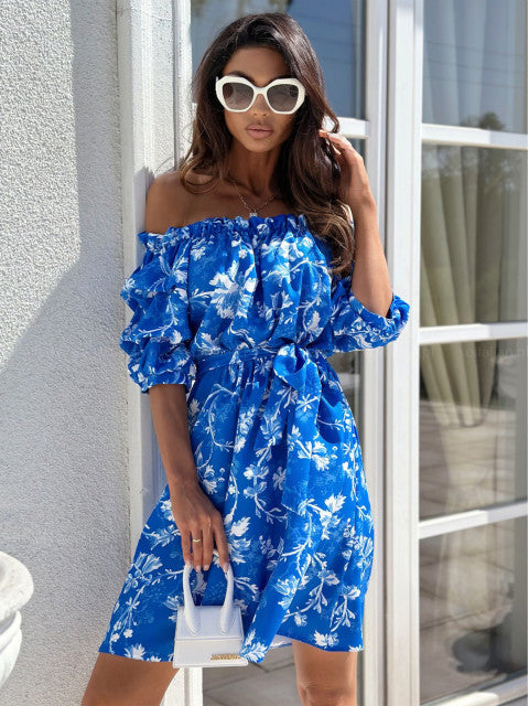 Dame Off-Shoulder Kjole med bindebånd i taljen og blomsterdesign Stilla